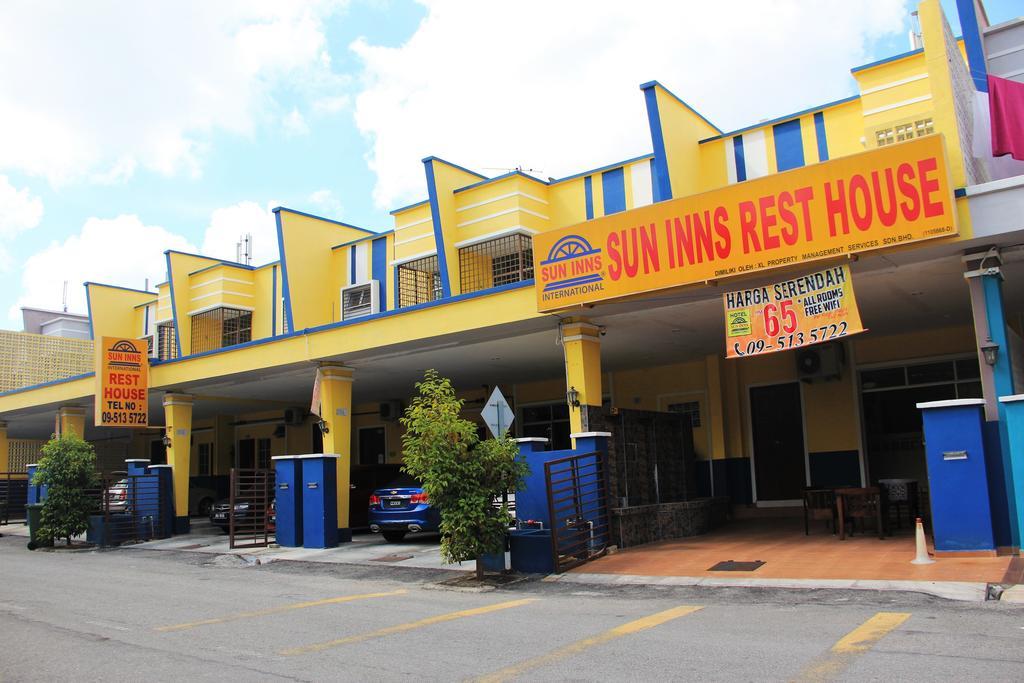 Sun Inns Rest House Куантан Екстериор снимка
